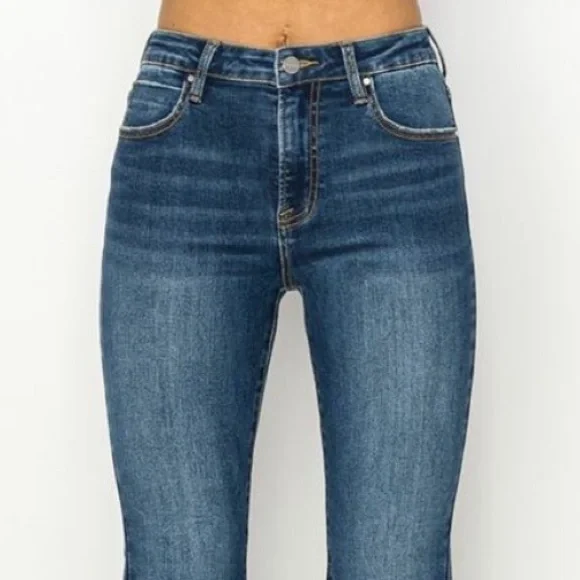 RISEN High Rise Side Shadow Seam Detail
Slit Flare Jeans RDP5635 Size 13 / 31 - Picture 7 of 11